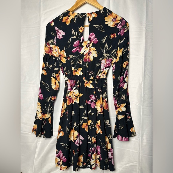 Kendall & Kylie Black Floral Cut-Out Dress XS - Picture 2 of 7